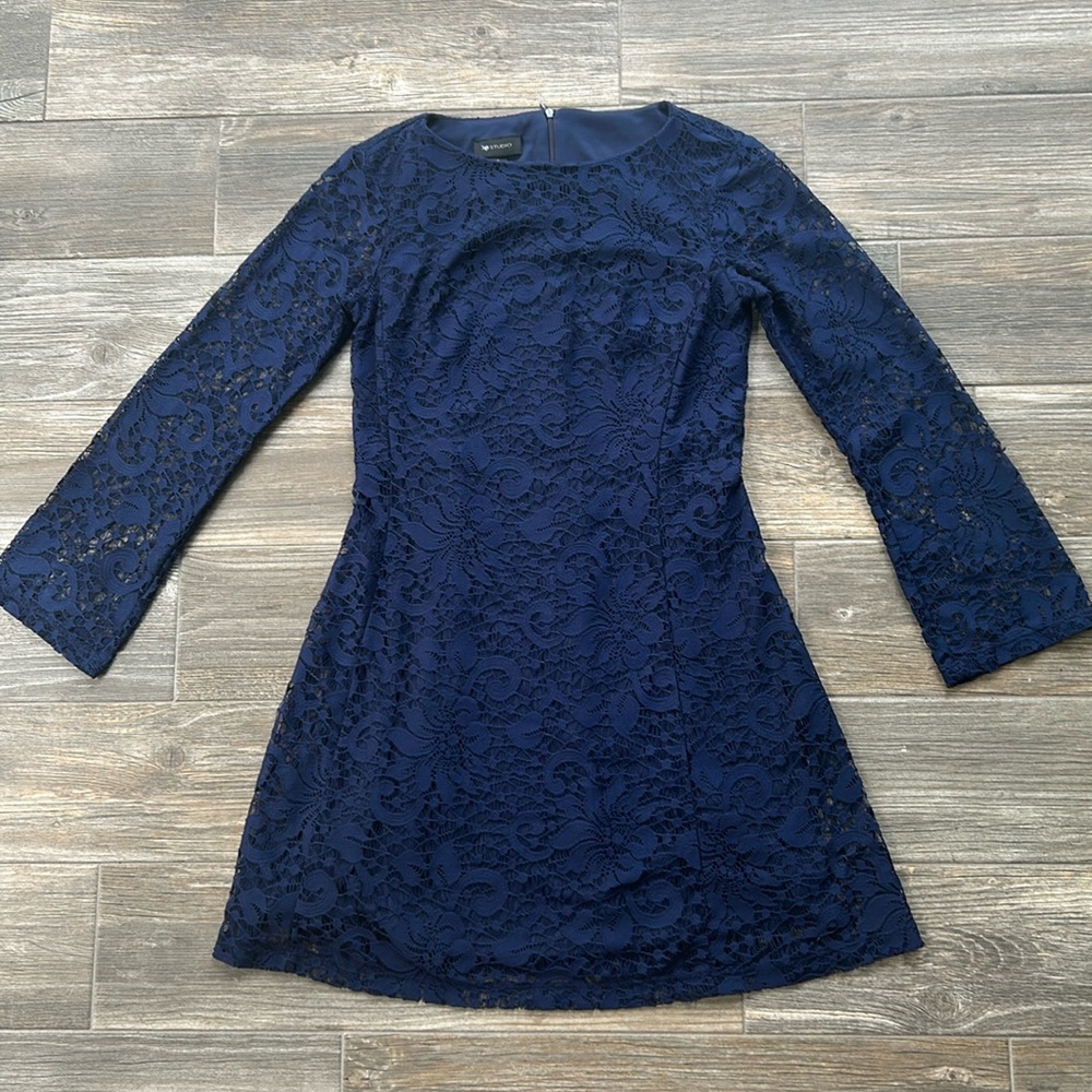 Little blue lace dress 👗